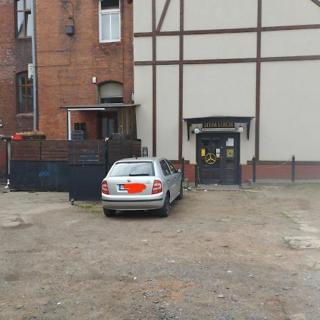 Apartament Rycerska Walbrzych Bagian luar foto
